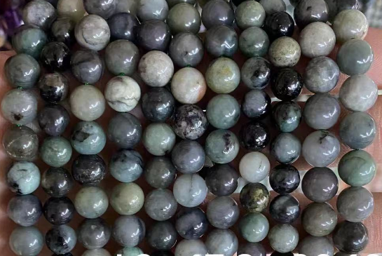 Emerald Round Beads