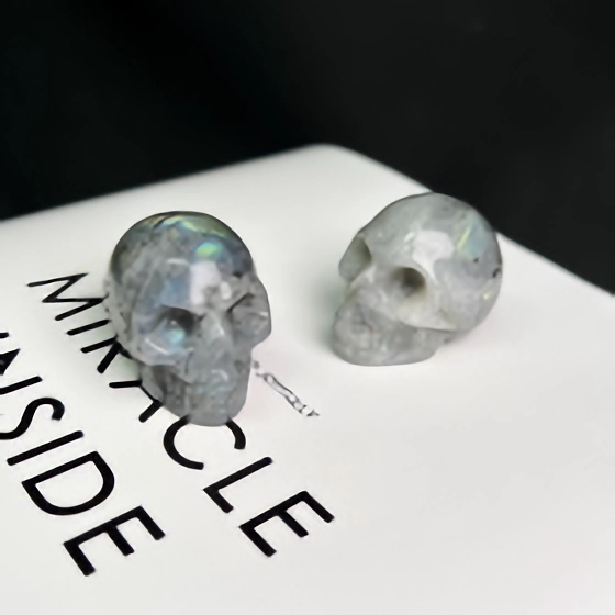 Labradorite Skull