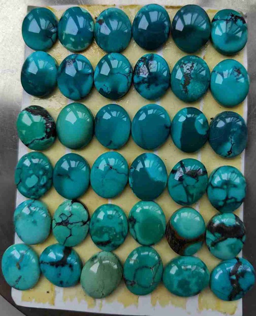 Turquoise Cabs Oval 10x12mm