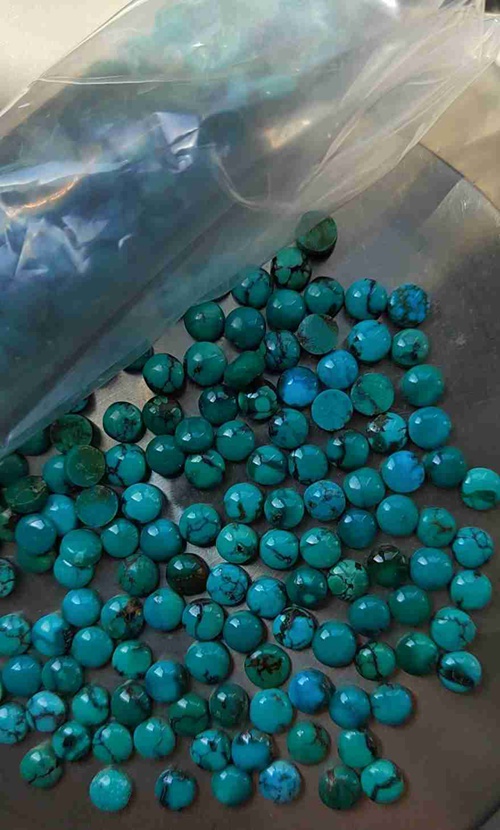 Turquoise Cabs Round 6mm